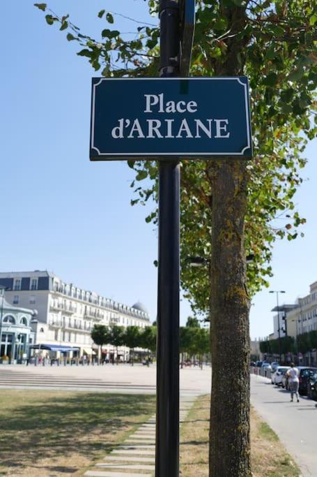 Disneyland Paris 70M² Face Parc, Place Ariane Серри Экстерьер фото